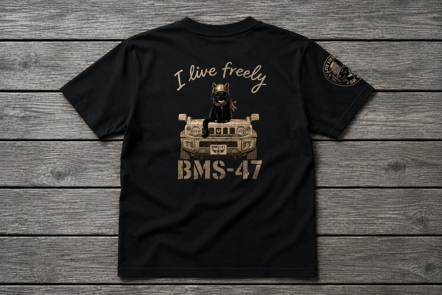 I LIVE FREELY ROUGH ROADS CAT TEE/黒
