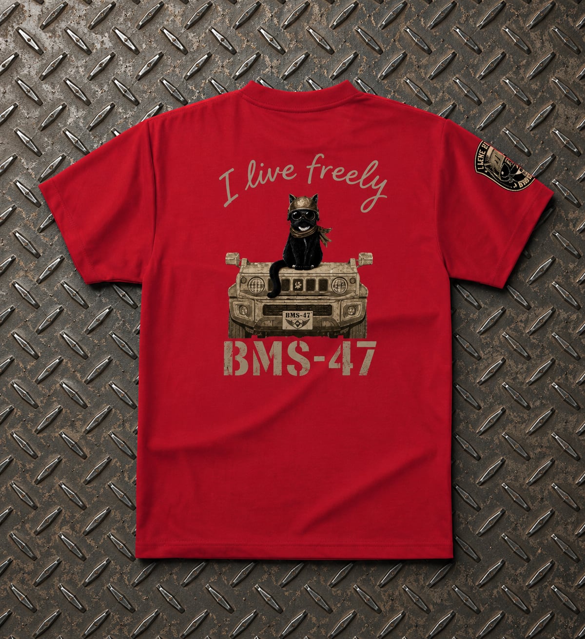 I LIVE FREELY ROUGH ROADS CAT TEE／赤