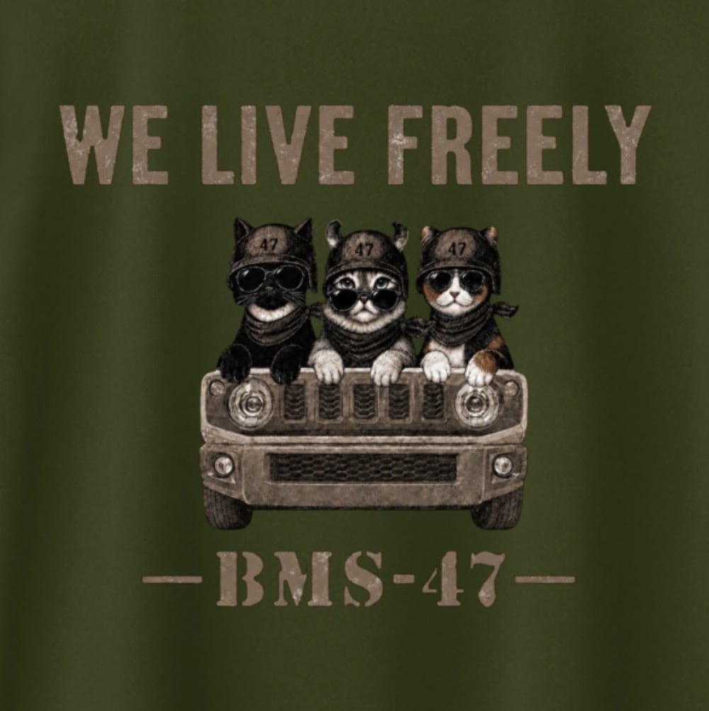I LIVE FREELY ROUGH ROADS CAT TEE/緑