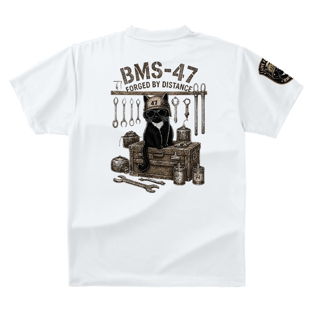 HANGAR TOOLS CAT TEE / 白