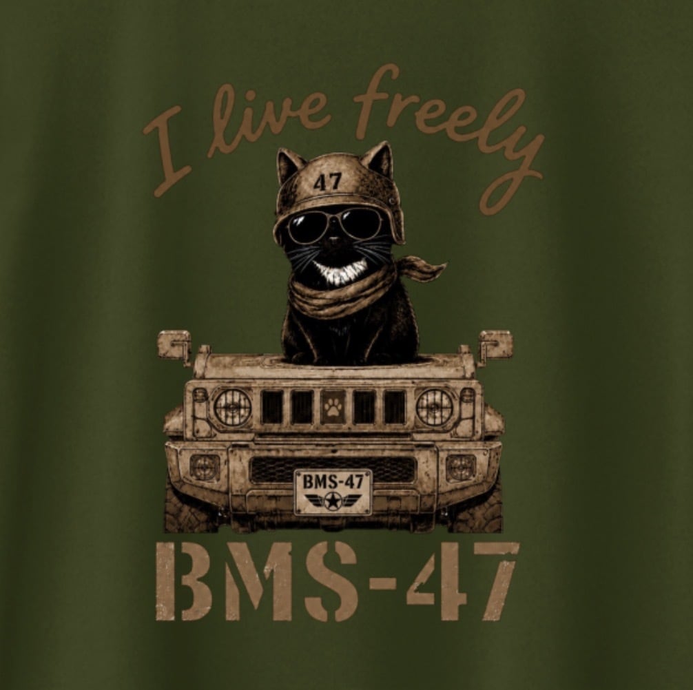 I LIVE FREELY ROUGH ROADS CAT TEE/緑