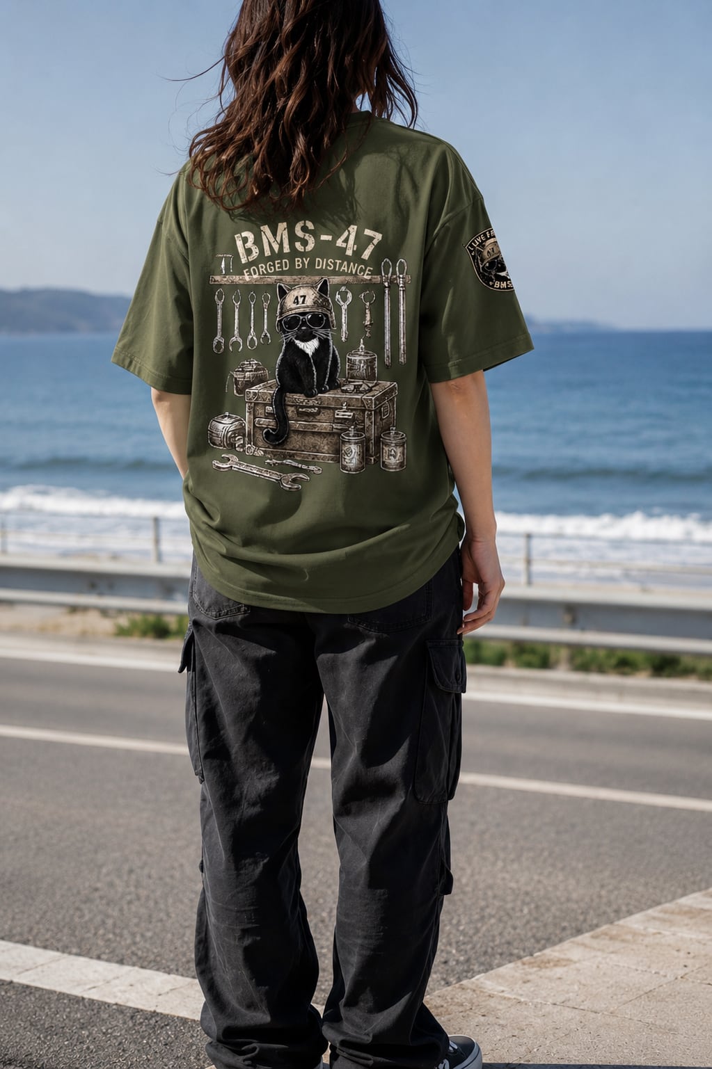 HANGAR TOOLS CAT TEE / 緑