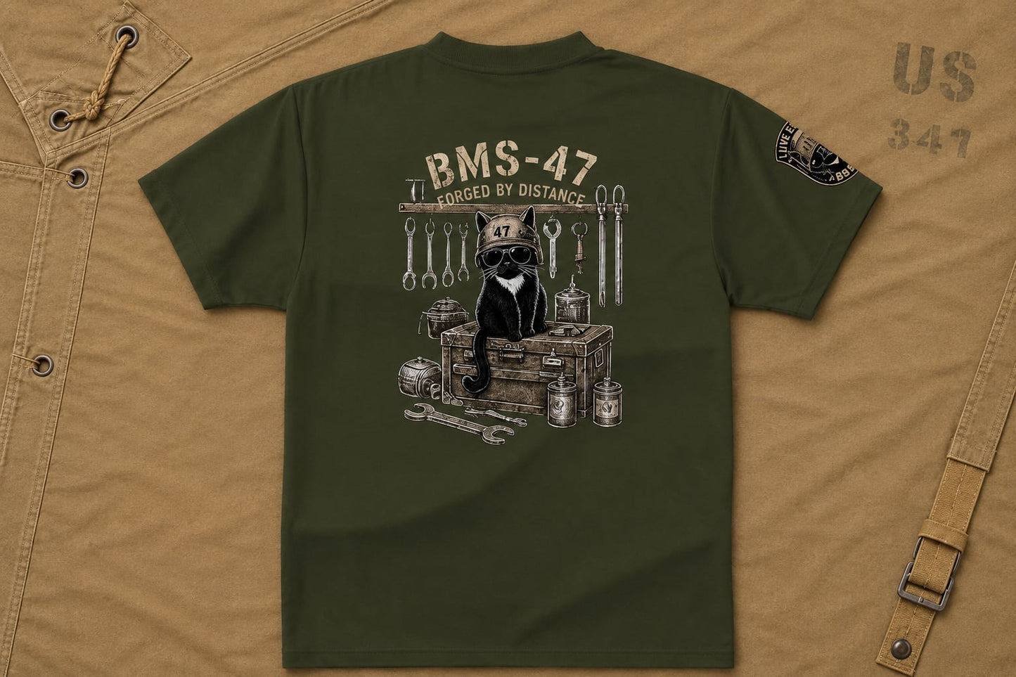 HANGAR TOOLS CAT TEE / 緑