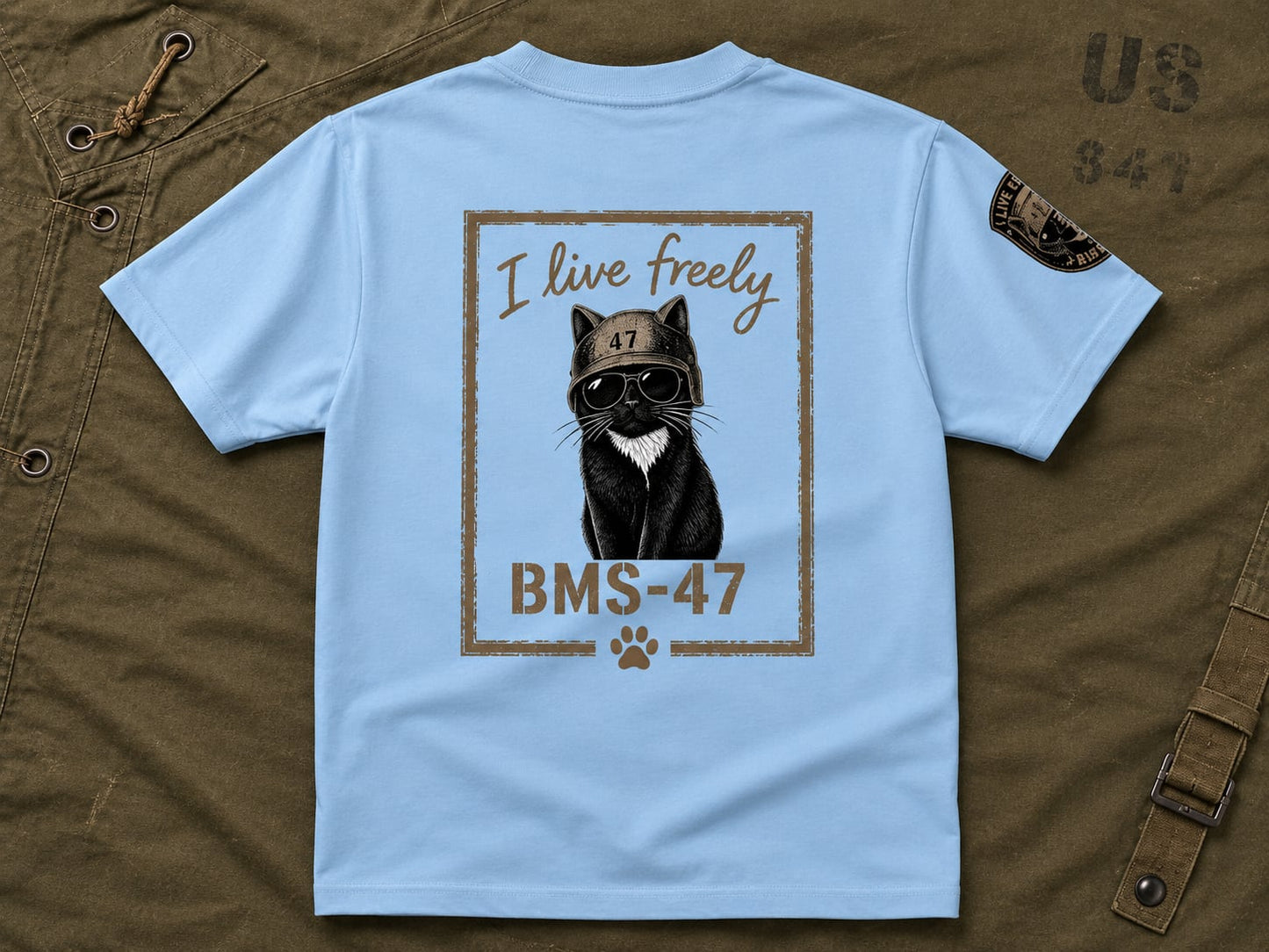 BMS-47 “I LIVE FREELY” CAT TEE／水色