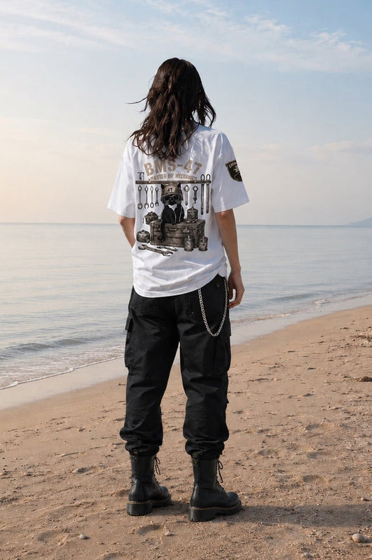 HANGAR TOOLS CAT TEE / 白