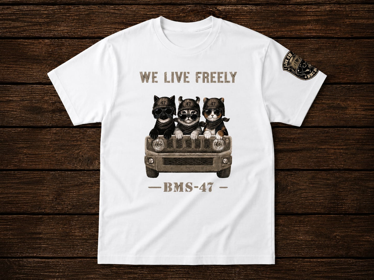 WE LIVE FREELY ROUGH ROADS CAT TEE／白