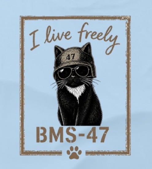 BMS-47 “I LIVE FREELY” CAT TEE／水色